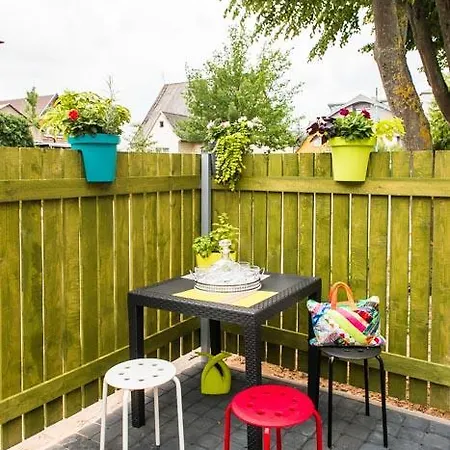 Baltasis Gintaras Apartman *